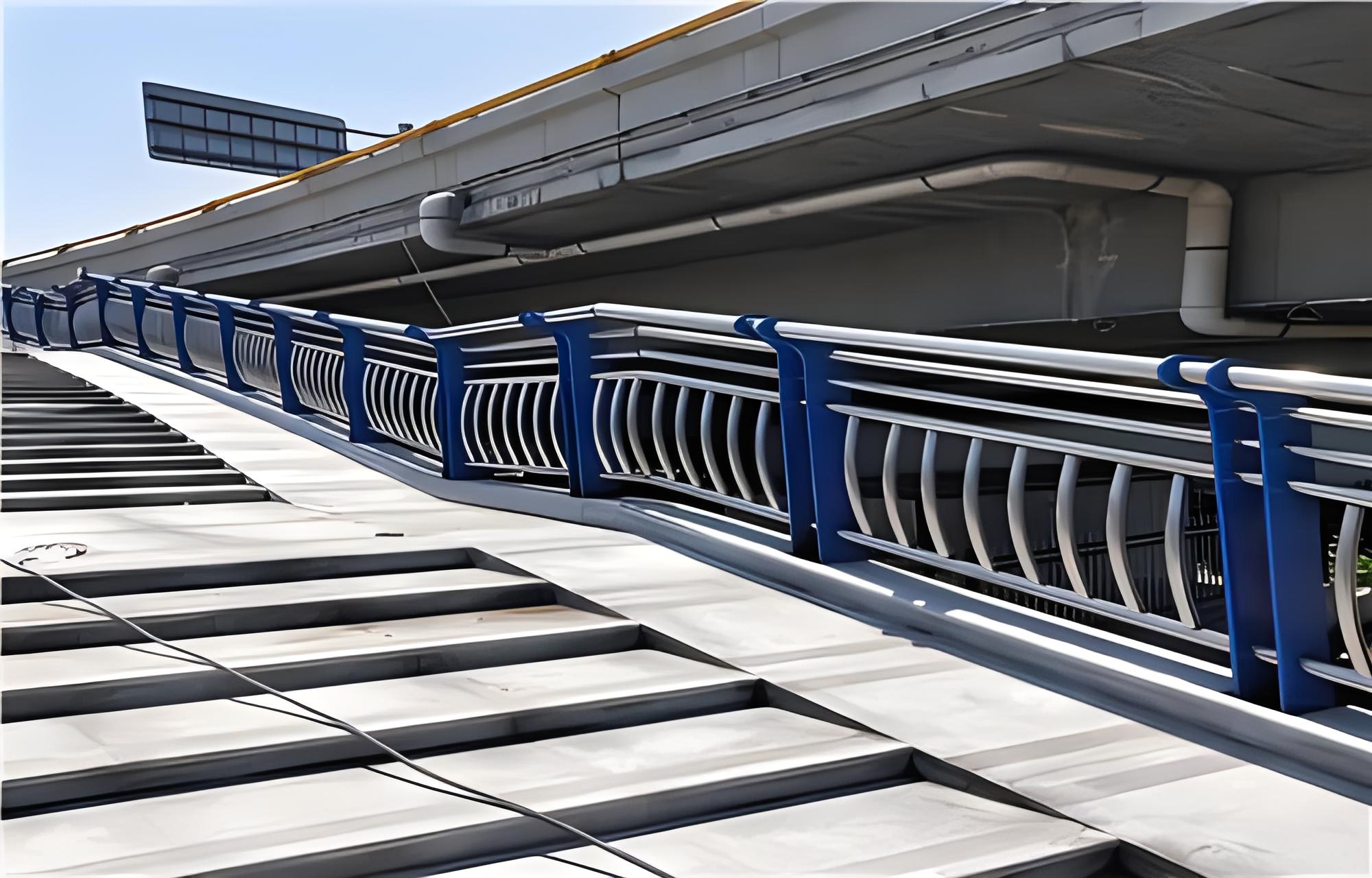 马鞍山不锈钢桥梁护栏维护方案：确保安全，延长使用寿命